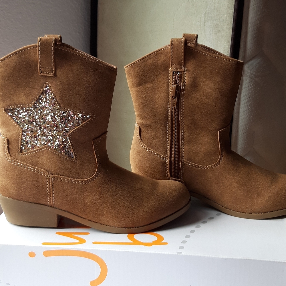 Brand new faux suede girls boots 11t